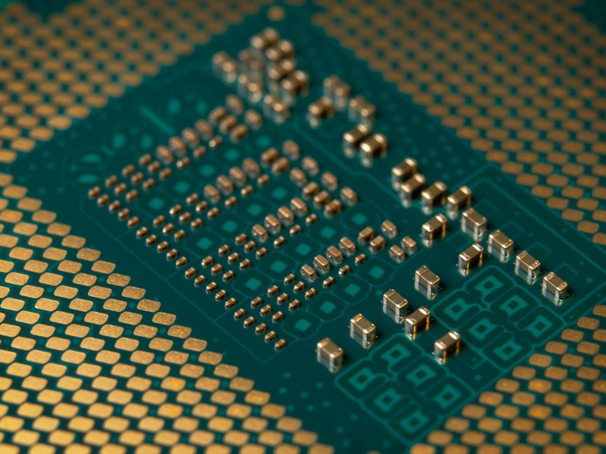 Advanced logic chip package illustrating structural demand growth for high-pressure annealing (stock image)