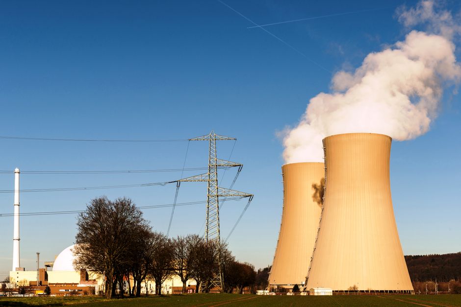 KEPCO KPS stock and nuclear preventive maintenance, an overseas nuclear power station shown as a reference image