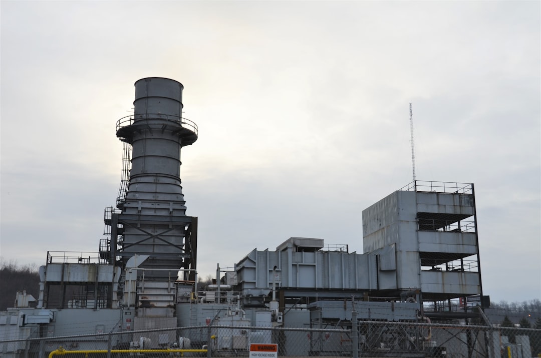 BHI stock is built on heat recovery steam generators for LNG combined cycle plants