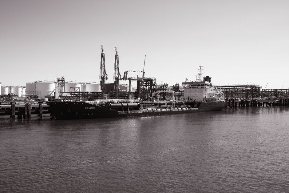 Coastal gas import terminal illustrating the SK Gas stock analysis